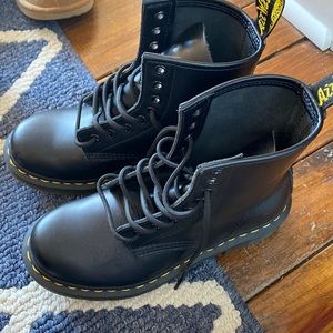 Dr. Martens boots size 6